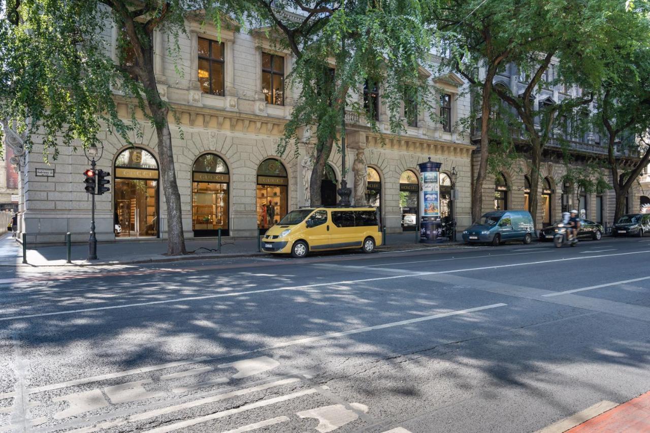 Premium Art Deco Apartment At Broadway // 4Bdr & 3Br Budapest Extérieur photo