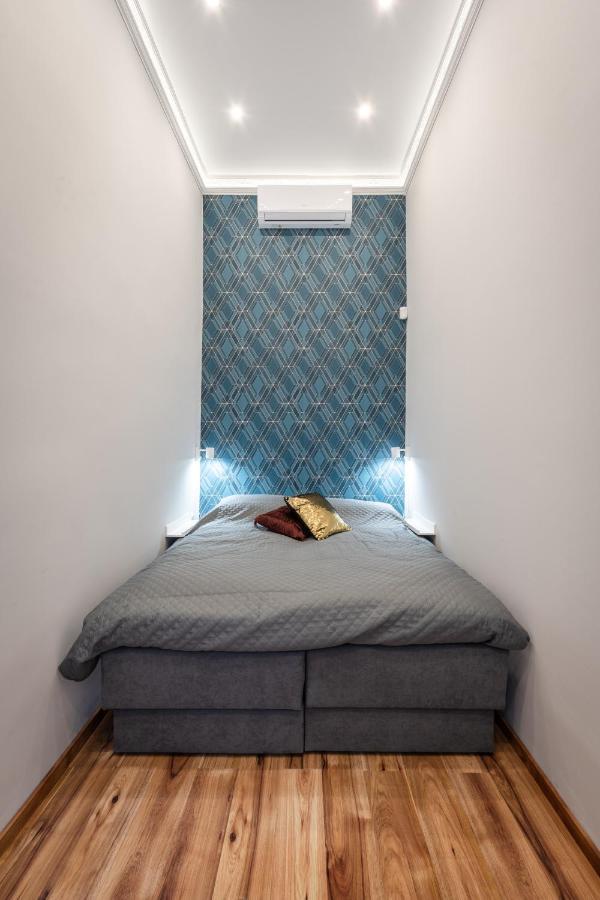 Premium Art Deco Apartment At Broadway // 4Bdr & 3Br Budapest Extérieur photo